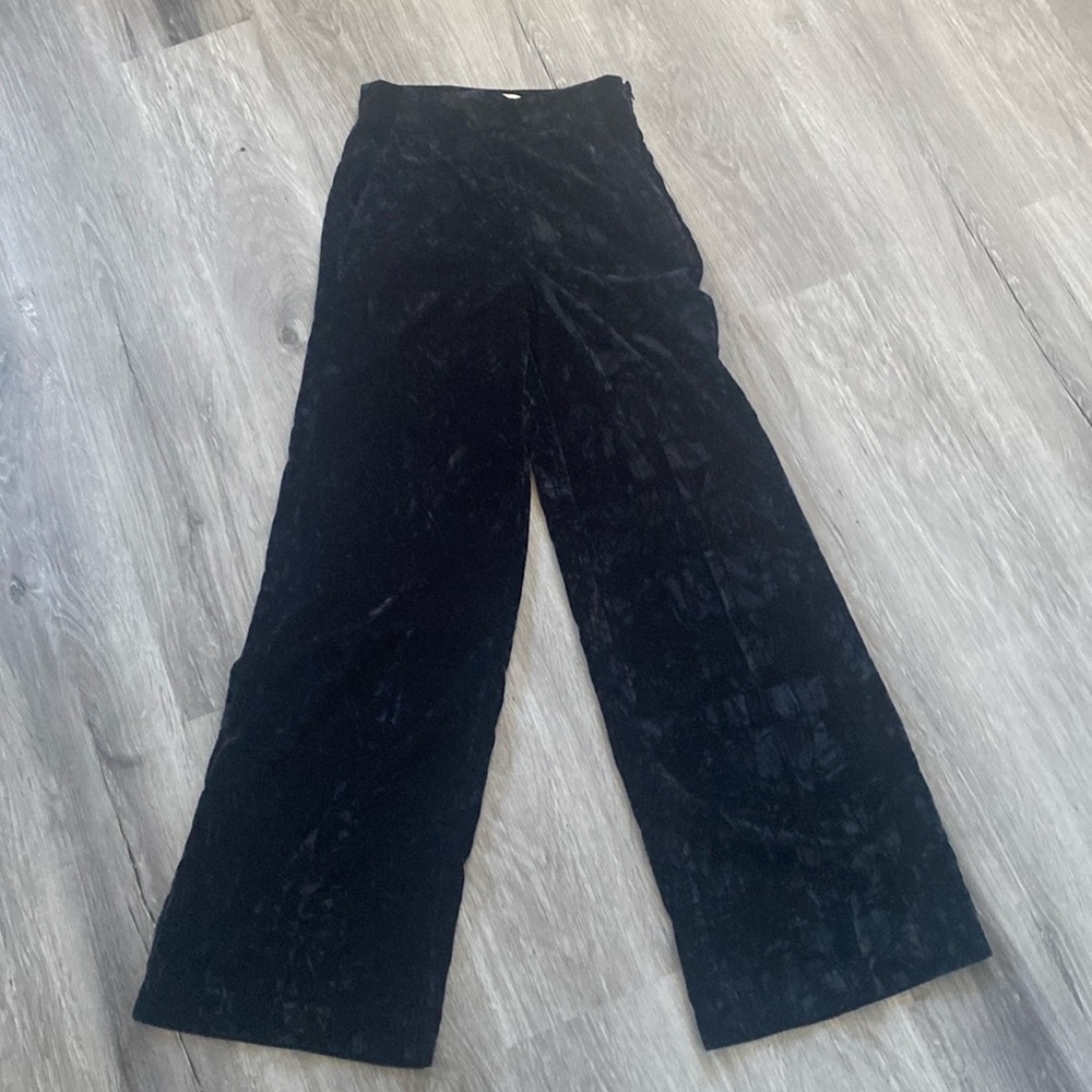 aritzia Wilfred bell bottom pants
